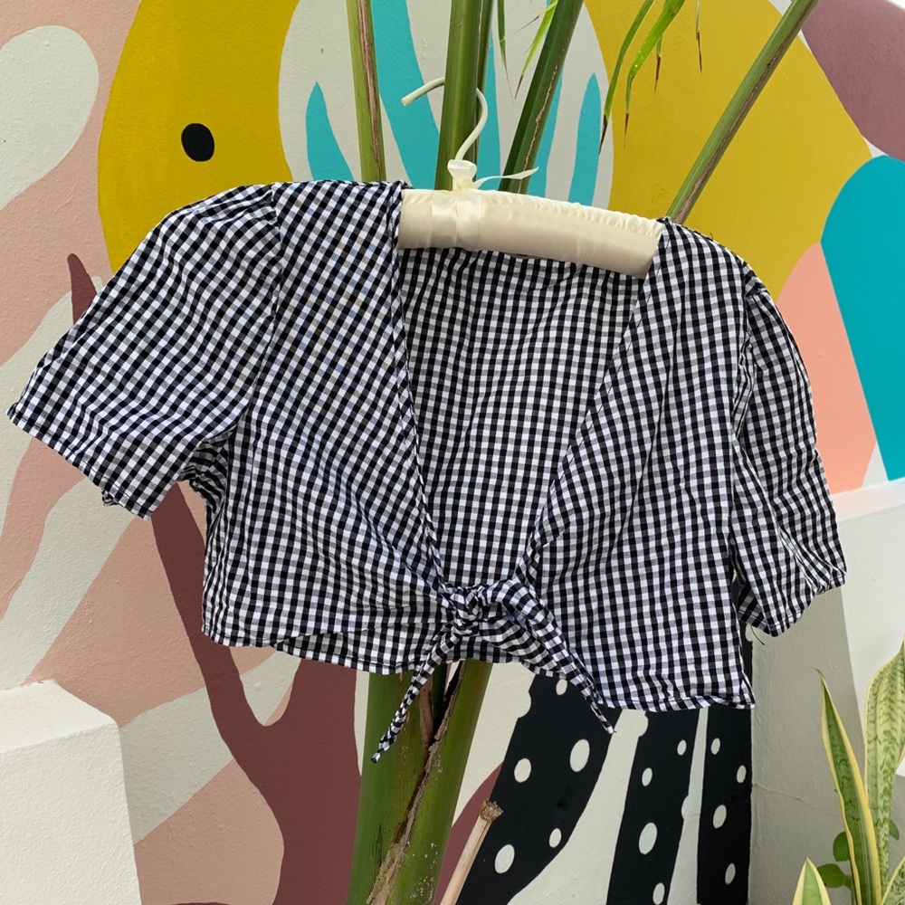 Gingham crop top